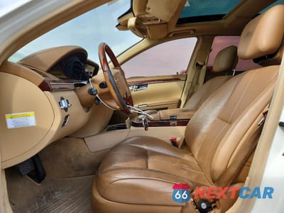 Zdjęcie 7 z 12 samochodu: 2007 MERCEDES-BENZ S 550 VIN:WDDNG71X57A140657 - miniatura