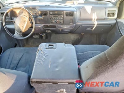 Zdjęcie 8 z 12 samochodu: 2000 FORD F350 VIN:1FTSW30F0YEA69587 - miniatura