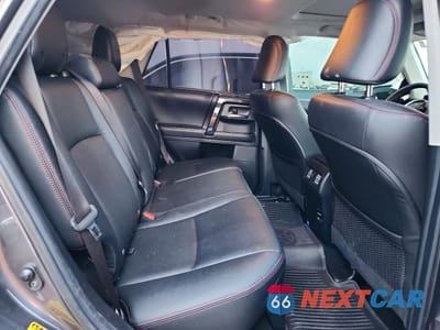 Zdjęcie 10 z 13 samochodu: 2018 TOYOTA 4RUNNER TRD OFF-ROAD PREMIUM VIN:JTEBU5JR8J5597468 - miniatura