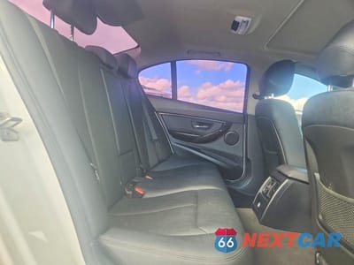 Zdjęcie 10 z 12 samochodu: 2018 BMW 320 I VIN:WBA8A9C58JAD27883 - miniatura