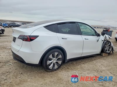 Trzecie zdjęcie samochodu z tyłu: 2023 TESLA MODEL Y VIN:7SAYGAEE1PF798600 - miniatura