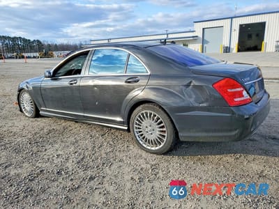 Drugie zdjęcie samochodu z przodu: 2011 MERCEDES-BENZ S 550 VIN:WDDNG7BB9BA415149 - miniatura