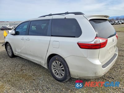 Drugie zdjęcie samochodu z przodu: 2016 TOYOTA SIENNA XLE 8-PASSENGER VIN:5TDYK3DC8GS696665 - miniatura