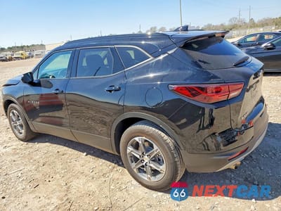 Drugie zdjęcie samochodu z przodu: 2023 CHEVROLET BLAZER 2LT VIN:3GNKBCR42PS211799 - miniatura