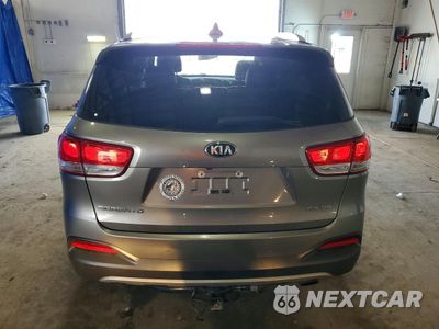 Zdjęcie 6 z 13 samochodu: 2017 KIA SORENTO VIN:5XYPHDA54HG336958 - miniatura