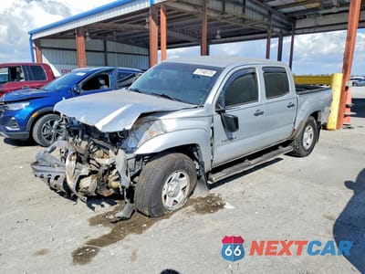 2013 TOYOTA TACOMA PRERUNNER V6 5TFJU4GN3DX048039 - główne zdjęcie licytacji z USA - miniatura