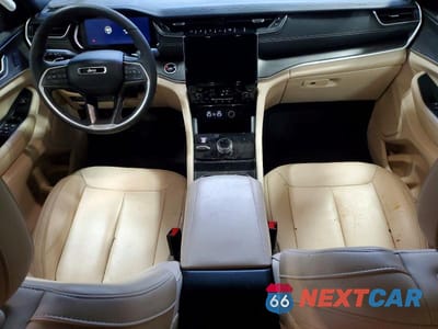 Zdjęcie 8 z 13 samochodu: 2024 JEEP GRAND CHEROKEE LIMITED VIN:1C4RJHBG4RC229547 - miniatura