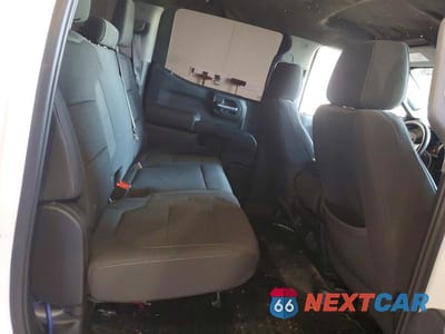 Zdjęcie 10 z 11 samochodu: 2021 CHEVROLET SILVERADO K1500 VIN:1GCUYAEF6MZ122411 - miniatura