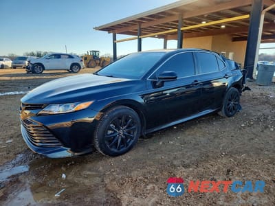 2018 TOYOTA CAMRY L 4T1B11HK9JU109127 - główne zdjęcie licytacji z USA - miniatura