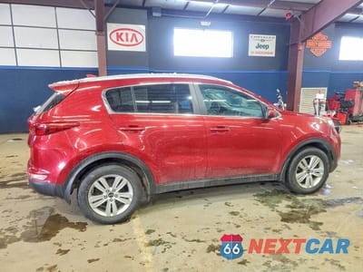 Trzecie zdjęcie samochodu z tyłu: 2017 KIA SPORTAGE LX VIN:KNDPMCAC9H7271798 - miniatura