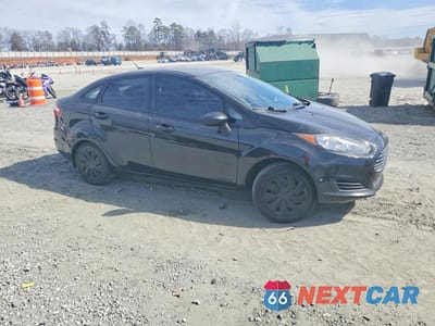 Czwarte zdjęcie samochodu z boku: 2015 FORD FIESTA S VIN:3FADP4AJ2FM121149 - miniatura