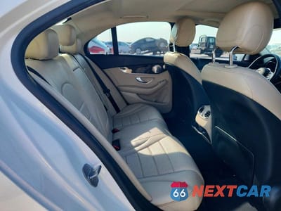 Zdjęcie 10 z 12 samochodu: 2021 MERCEDES-BENZ C 300 VIN:W1KWF8DB1MR651017 - miniatura