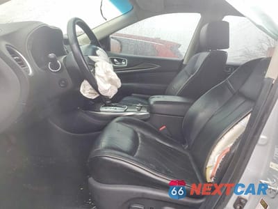 Zdjęcie 7 z 13 samochodu: 2013 INFINITI JX35 BASE VIN:5N1AL0MM1DC338080 - miniatura
