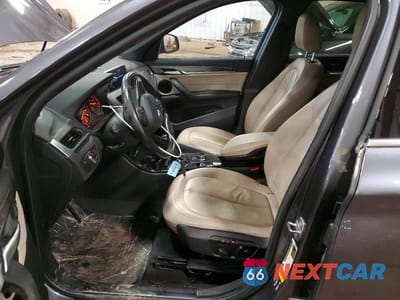Zdjęcie 7 z 14 samochodu: 2016 BMW X1 XDRIVE28I VIN:WBXHT3Z31G4A48933 - miniatura
