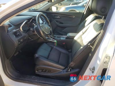Zdjęcie 7 z 12 samochodu: 2017 CHEVROLET IMPALA LT VIN:2G1105SA3H9152386 - miniatura