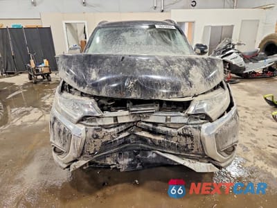 Piąte zdjęcie samochodu w środku: 2016 MITSUBISHI OUTLANDER SE VIN:JA4AZ3A37GZ057378 - miniatura