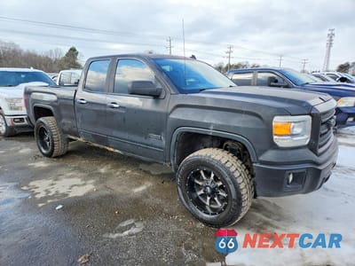 Czwarte zdjęcie samochodu z boku: 2014 GMC SIERRA K1500 SLT VIN:1GTV2VECXEZ161443 - miniatura