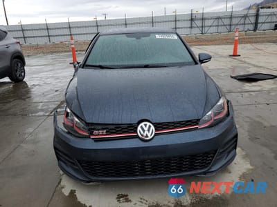 Piąte zdjęcie samochodu w środku: 2020 VOLKSWAGEN GTI S VIN:3VW5T7AU8LM008398 - miniatura