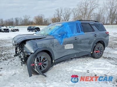 2022 NISSAN PATHFINDER SV 4WD 5N1DR3BD8NC239595 - główne zdjęcie licytacji z USA - miniatura