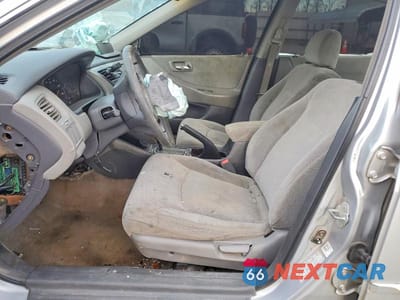Zdjęcie 7 z 12 samochodu: 2001 HONDA ACCORD VALUE VIN:1HGCF86621A041667 - miniatura