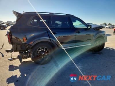 Trzecie zdjęcie samochodu z tyłu: 2023 KIA TELLURIDE SX VIN:5XYP5DGC1PG408499 - miniatura