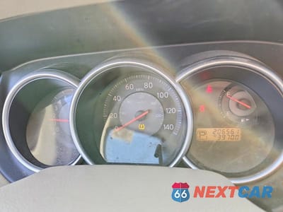 Zdjęcie 9 z 12 samochodu: 2009 NISSAN VERSA S VIN:3N1BC13E59L478558 - miniatura