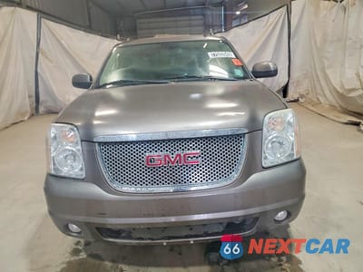 Piąte zdjęcie samochodu w środku: 2013 GMC YUKON XL DENALI VIN:1GKS1MEF9DR280307 - miniatura