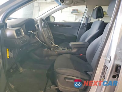 Zdjęcie 7 z 13 samochodu: 2016 KIA SORENTO LX VIN:5XYPG4A35GG095525 - miniatura