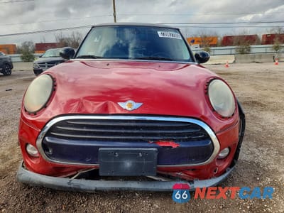 Piąte zdjęcie samochodu w środku: 2016 MINI COOPER VIN:WMWXP5C57G2D14127 - miniatura