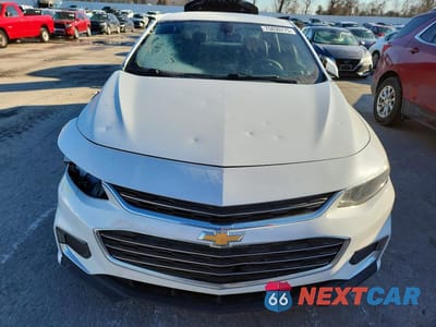 Piąte zdjęcie samochodu w środku: 2016 CHEVROLET MALIBU LT VIN:1G1ZE5ST6GF345840 - miniatura