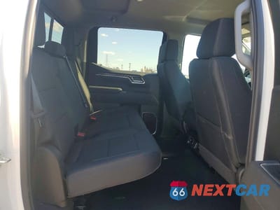 Zdjęcie 10 z 12 samochodu: 2026 CHEVROLET SILVERADO K1500 LT VIN:1GCUKDED8TZ142594 - miniatura