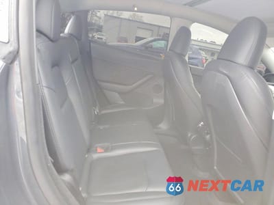 Zdjęcie 10 z 13 samochodu: 2022 TESLA MODEL Y VIN:7SAYGDEE0NA005735 - miniatura
