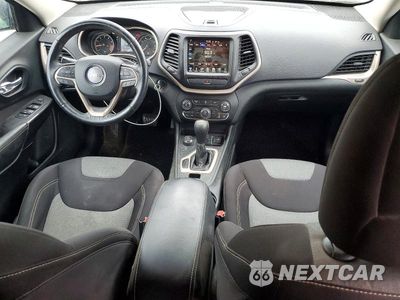 Zdjęcie 8 z 12 samochodu: 2014 JEEP CHEROKEE LATITUDE VIN:1C4PJMCS2EW291119 - miniatura