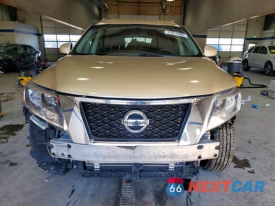 Piąte zdjęcie samochodu w środku: 2013 NISSAN PATHFINDER S VIN:5N1AR2MM9DC667345 - miniatura