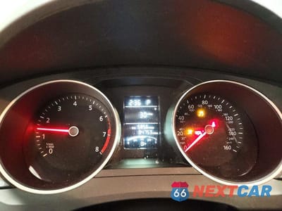 Zdjęcie 9 z 12 samochodu: 2016 VOLKSWAGEN JETTA S VIN:3VW267AJ9GM391211 - miniatura