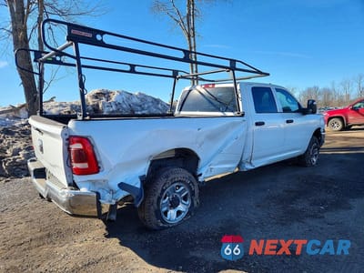 Trzecie zdjęcie samochodu z tyłu: 2024 RAM 2500 TRADESMAN VIN:3C6UR5HJ3RG124698 - miniatura