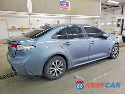Trzecie zdjęcie samochodu z tyłu: 2021 TOYOTA COROLLA LE VIN:JTDEAMDE5MJ029171 - miniatura