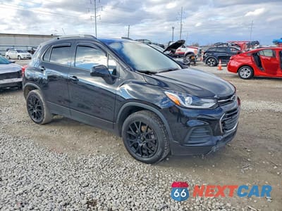 Czwarte zdjęcie samochodu z boku: 2022 CHEVROLET TRAX 1LT VIN:KL7CJPSM7NB520532 - miniatura