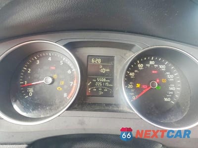 Zdjęcie 9 z 11 samochodu: 2015 VOLKSWAGEN JETTA BASE VIN:3VW2K7AJ5FM284778 - miniatura