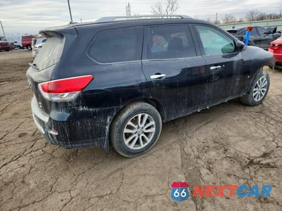 Trzecie zdjęcie samochodu z tyłu: 2016 NISSAN PATHFINDER S VIN:5N1AR2MM5GC620611 - miniatura