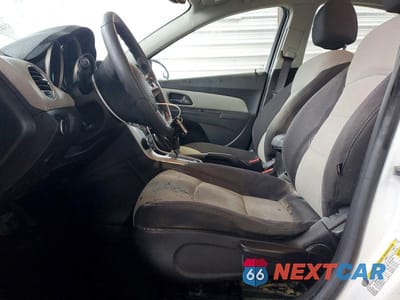 Zdjęcie 7 z 12 samochodu: 2015 CHEVROLET CRUZE LS VIN:1G1PA5SH5F7169774 - miniatura