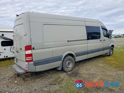 Trzecie zdjęcie samochodu z tyłu: 2017 MERCEDES-BENZ SPRINTER 2500 VIN:WD3PE8CD2HP525054 - miniatura
