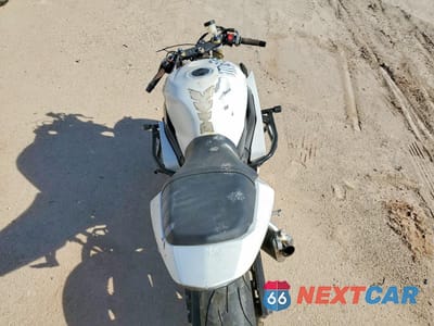 Zdjęcie 6 z 11 samochodu: 2004 SUZUKI GSX-R600 K VIN:JS1GN7CA642110827 - miniatura