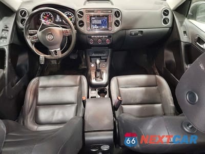 Zdjęcie 8 z 13 samochodu: 2017 VOLKSWAGEN TIGUAN S VIN:WVGBV7AX0HK020243 - miniatura