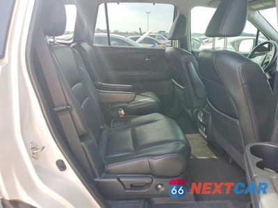Zdjęcie 11 z 13 samochodu: 2017 HONDA PILOT ELITE VIN:5FNYF6H07HB099759 - miniatura