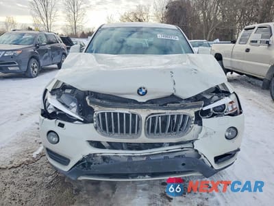 Piąte zdjęcie samochodu w środku: 2016 BMW X3 XDRIVE28I VIN:5UXWX9C53G0D90041 - miniatura