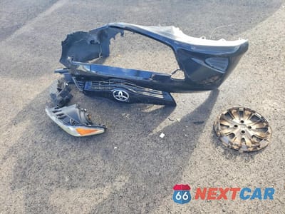 Zdjęcie 12 z 14 samochodu: 2012 TOYOTA YARIS VIN:JTDKTUD33CD510934 - miniatura