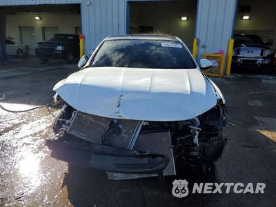 Piąte zdjęcie samochodu w środku: 2024 VOLKSWAGEN JETTA SEL VIN:3VWGM7BU0RM070231 - miniatura