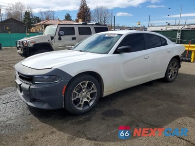2015 DODGE CHARGER SE 2C3CDXFG4FH815356 - główne zdjęcie licytacji z USA - miniatura