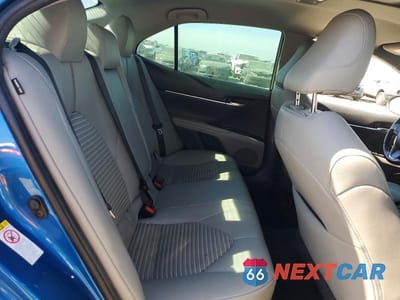 Zdjęcie 10 z 13 samochodu: 2018 TOYOTA CAMRY L VIN:4T1B11HK2JU154569 - miniatura